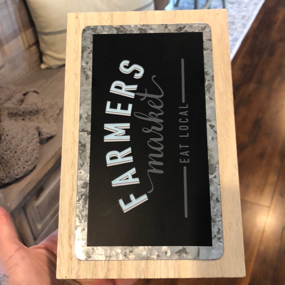 Farmhouse Decor - Picture 4 of 4